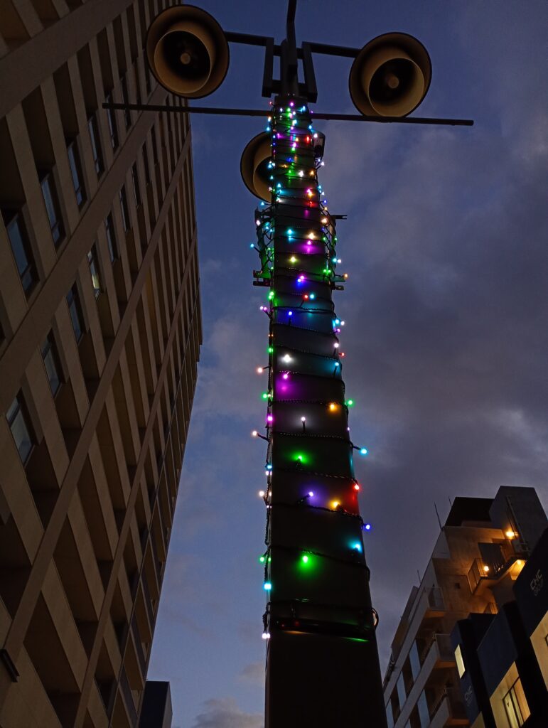 事業所近隣の街頭のイルミネーション