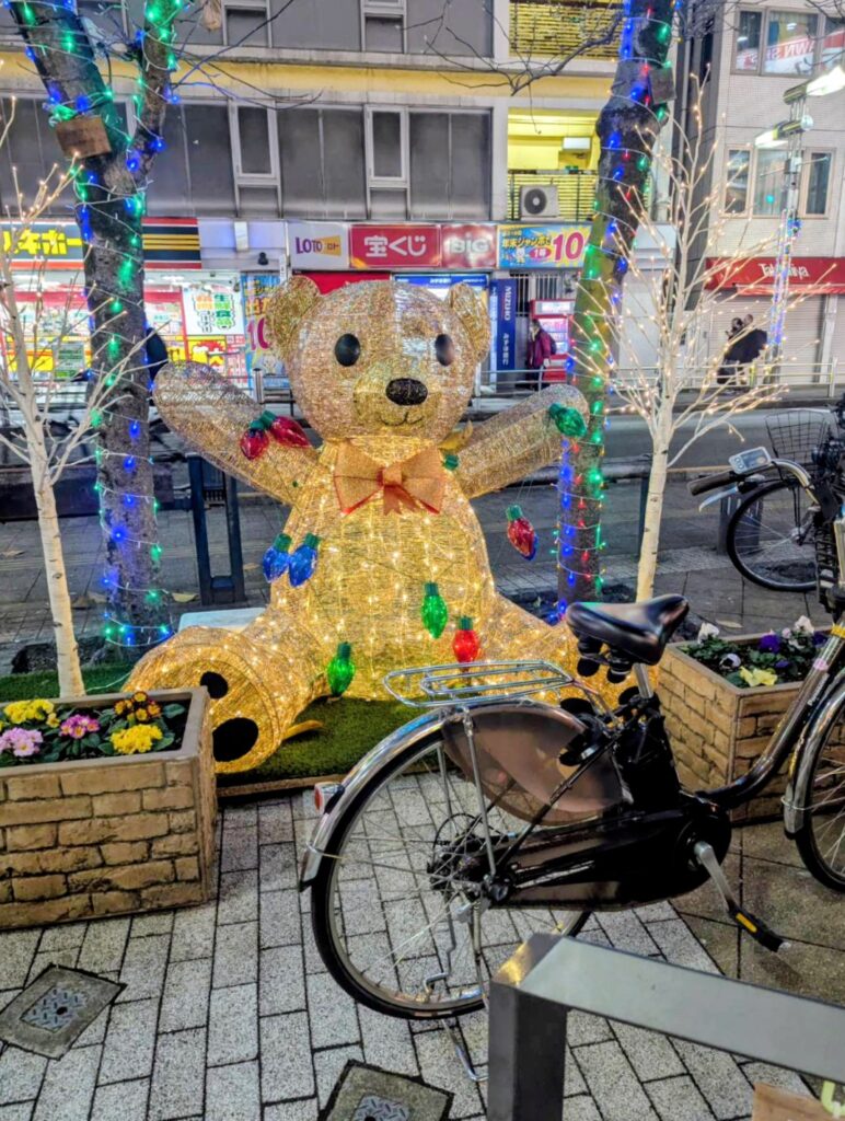 事業所近隣のクマちゃん